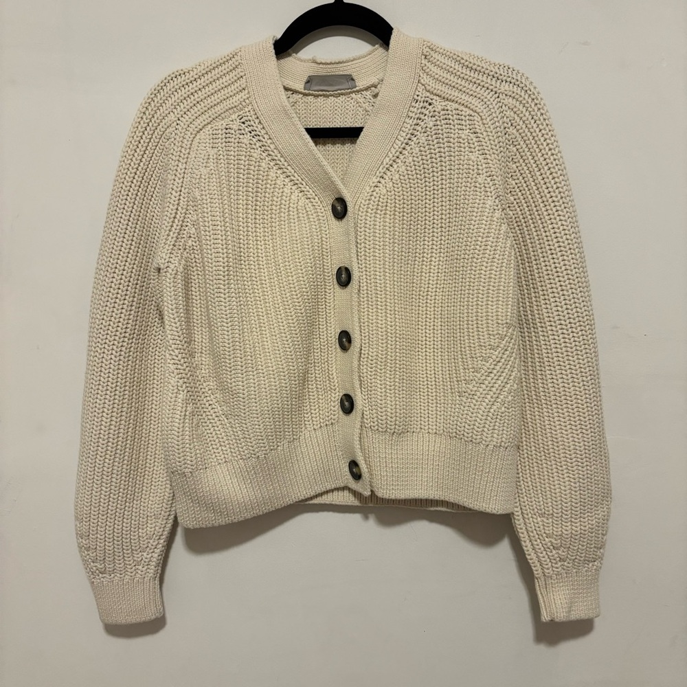 Everlane chunky cropped cardigan in cream